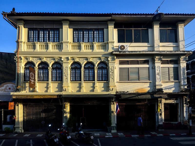 The Rommanee Classic Guesthouse Phuket Exteriör bild